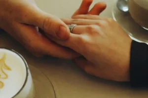奥手男子を脈ありにさせるベストな接し方について本気で考察してみた
